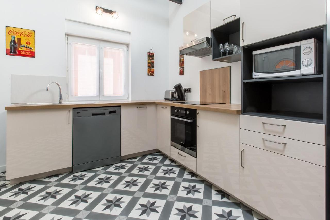 Le Business... Ideal Pour Travailler Mais Pas Que! Tourcoing Exterior photo